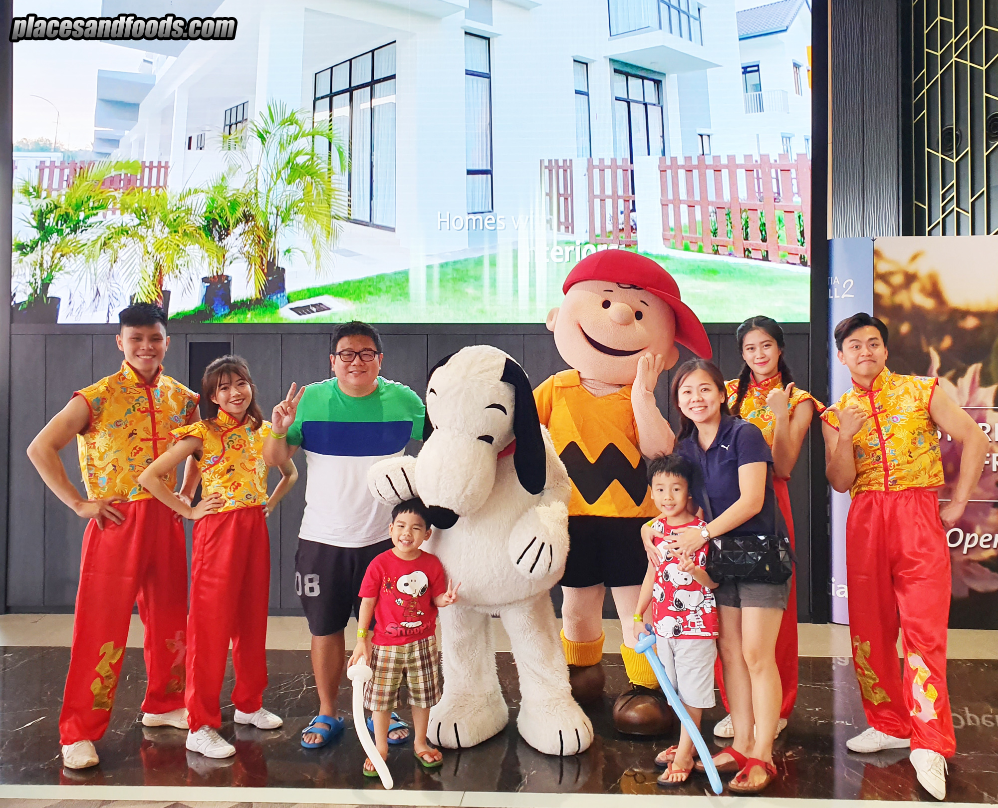 mcdonalds snoopy world tour 1998